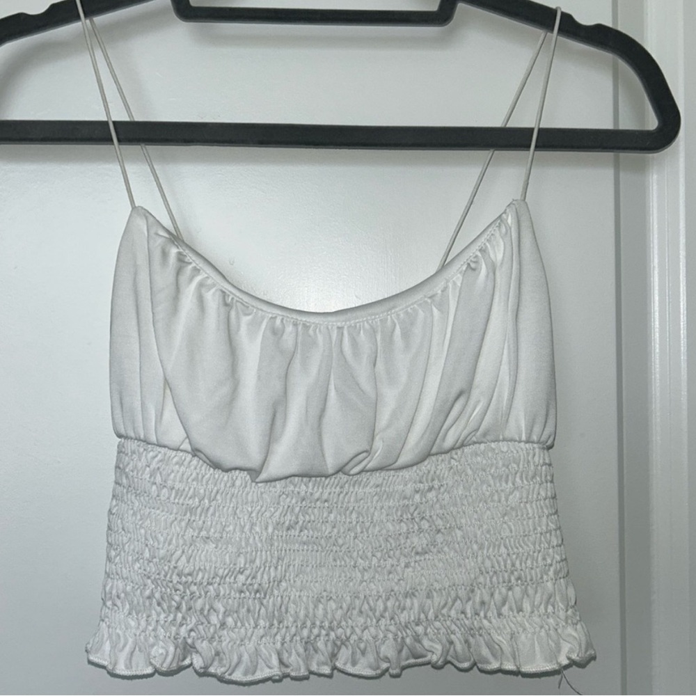 BUNDLE: Going out tops - Picture 2 of 7